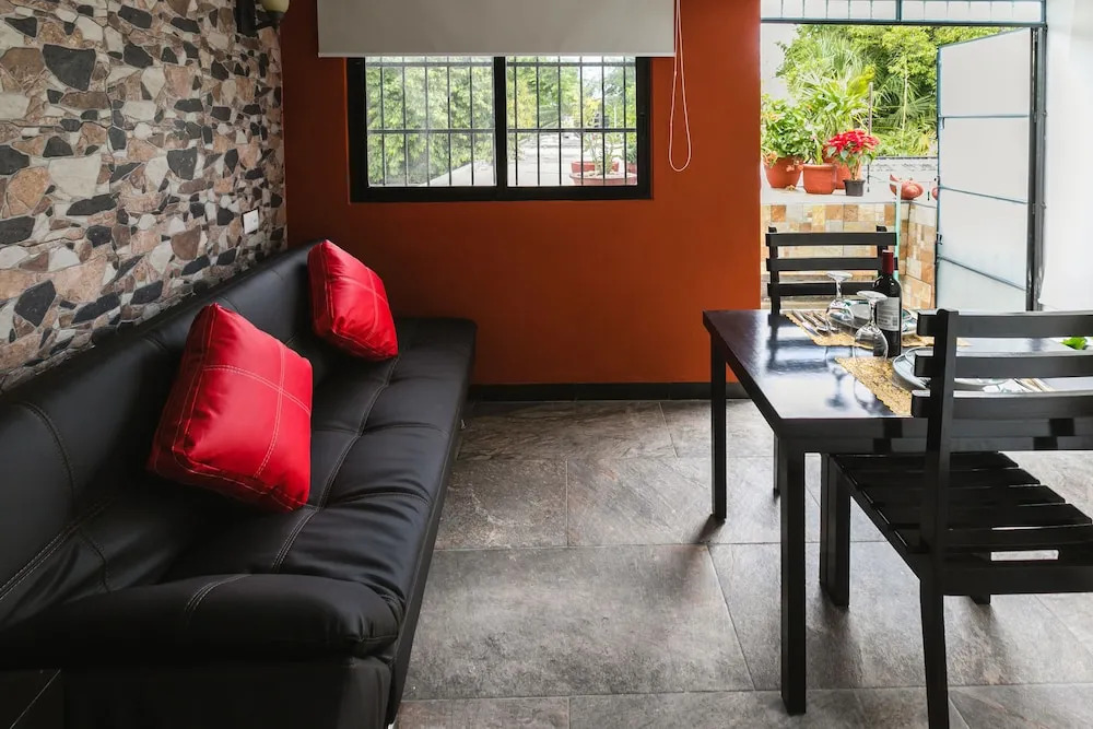 Suite Studio Serviced Apartments