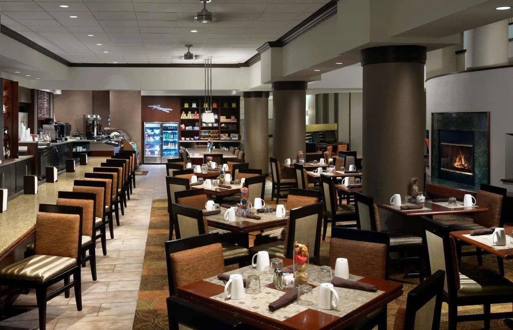 Sheraton Suites Orlando Airport Hotel