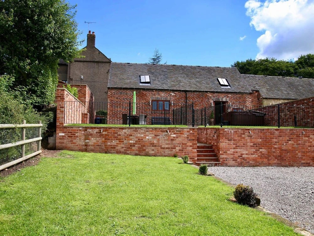 Manor Barn