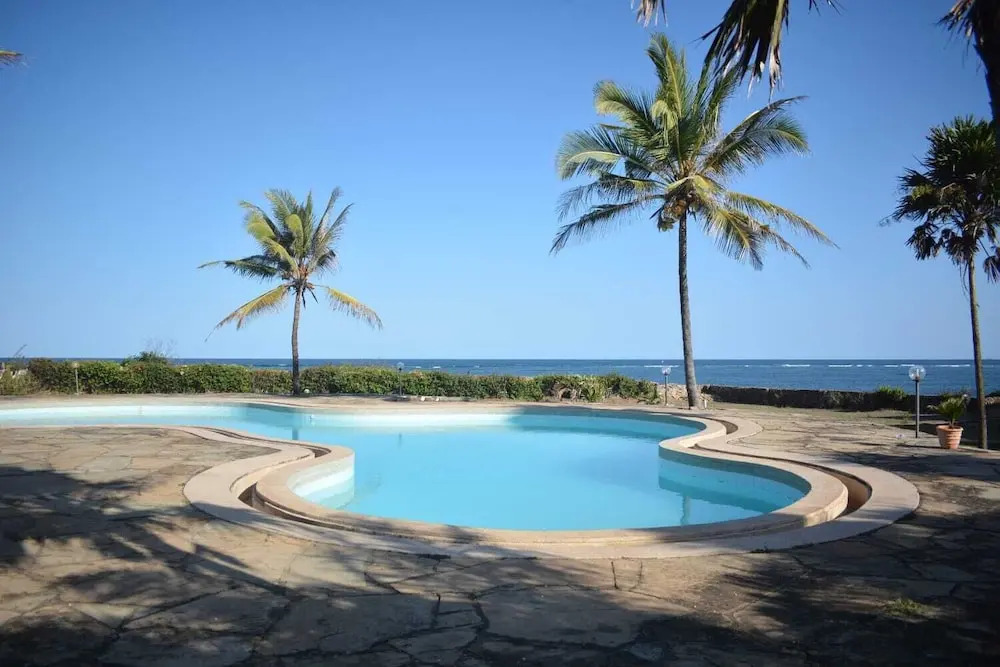 Lux Suites Dofils Creek Residence Nyali
