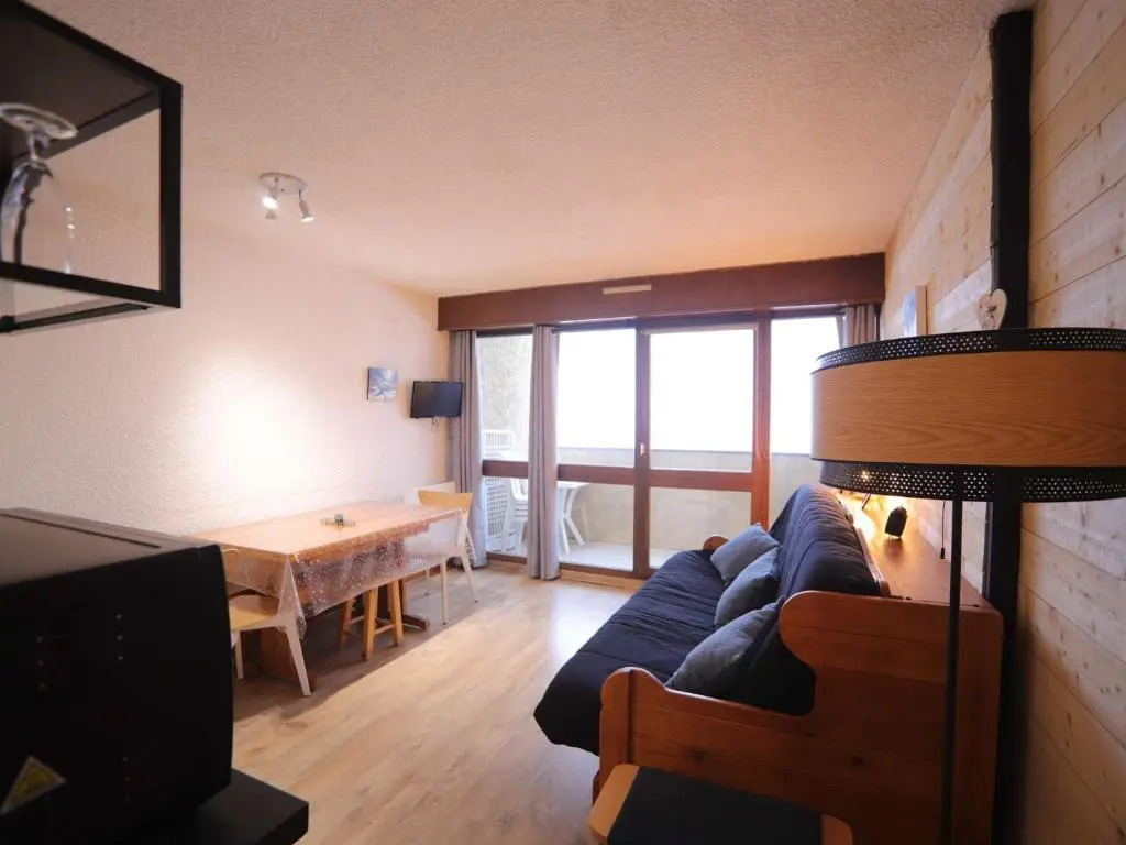 Appartement Auris, 1 pièce, 4 personnes - FR-1-297-6