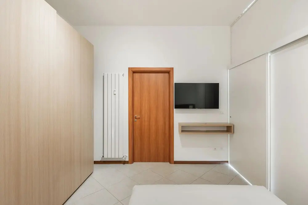 Light-Filled Flat by Wonderful Italy