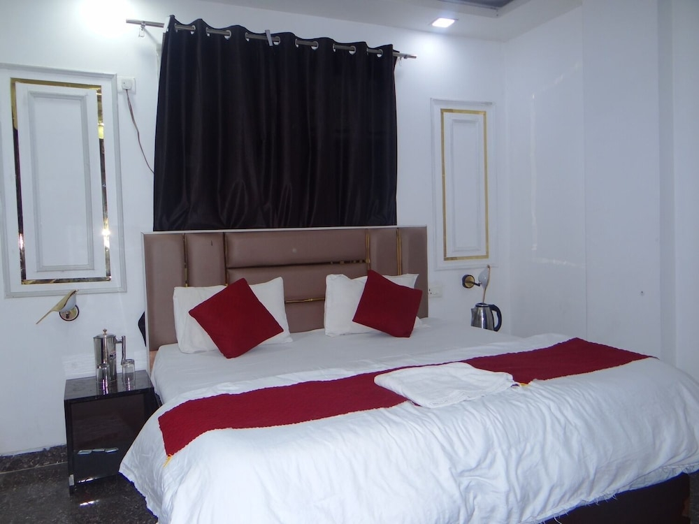Hotel Celebration Home