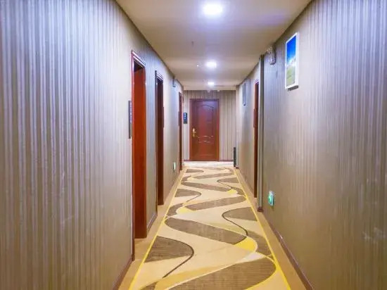 Korla Tianyun Business Hotel
