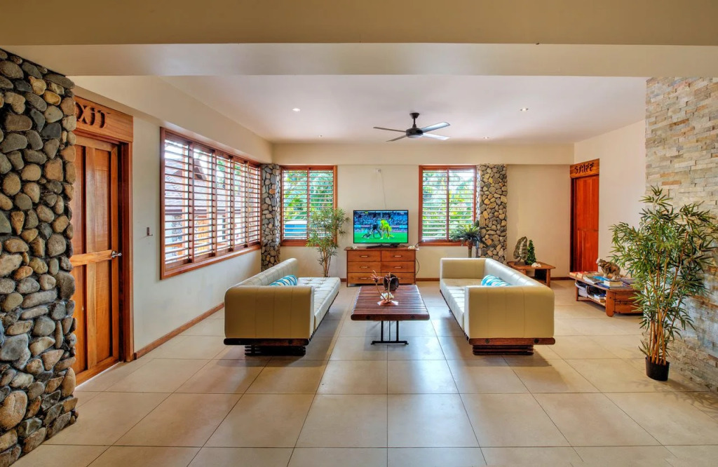 Maui Palms