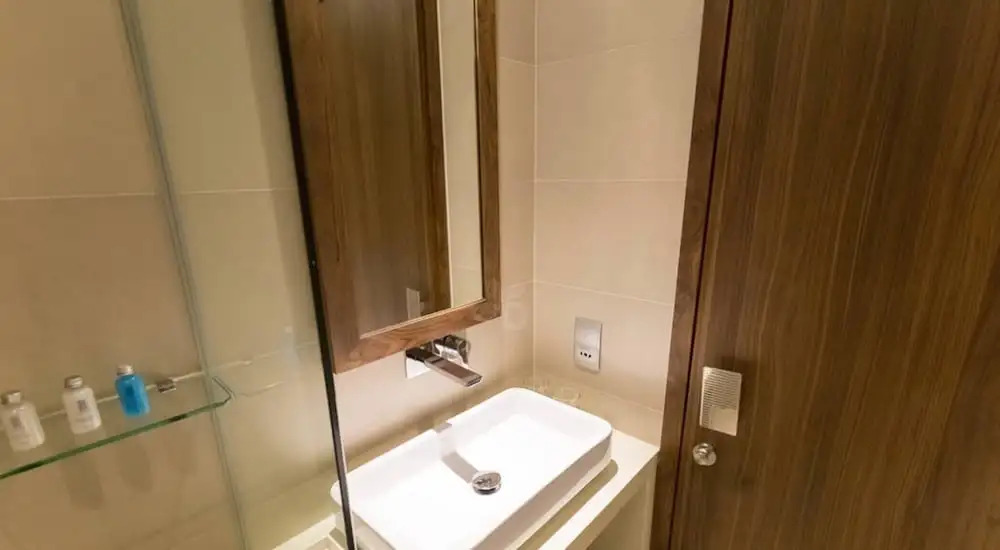 Stunning 80m2 Sea View Apartment, 1-min To Beach