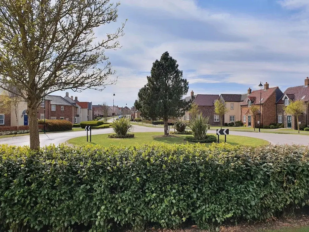 Puffin Lodge - Part of the The Bay Filey Holiday Village with pool, gym and direct beach access, pub, restaurant, tennis and meadows walks
