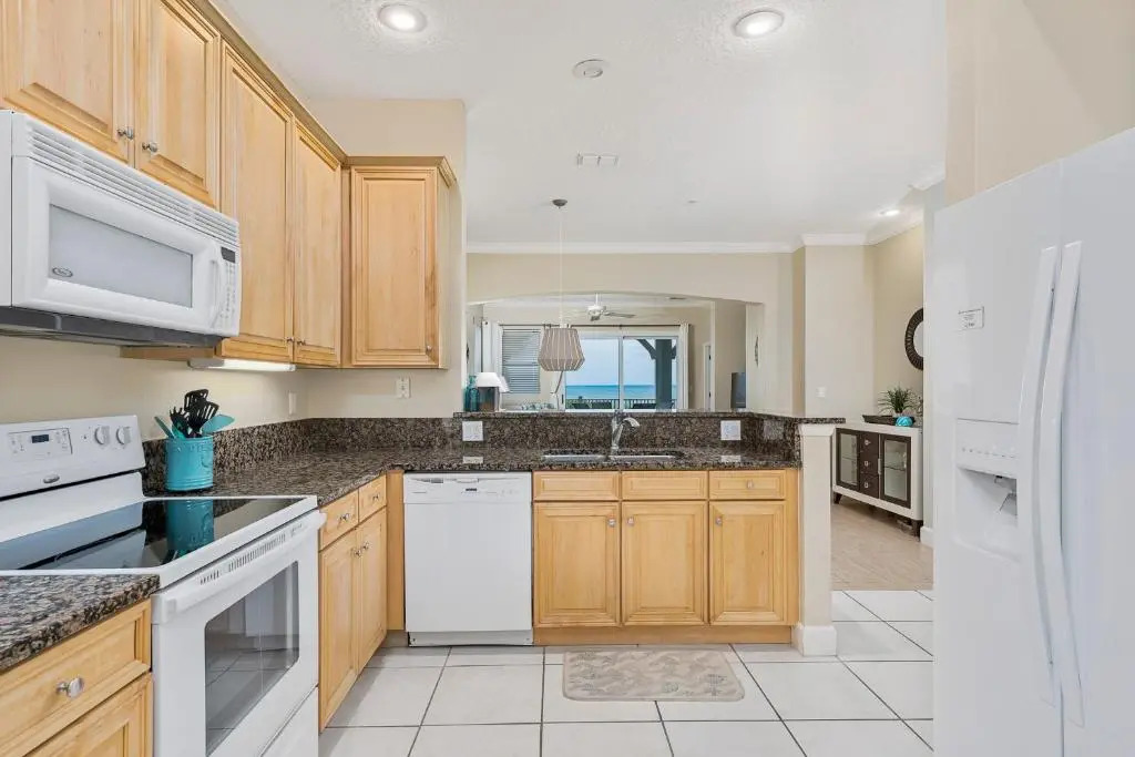 621 Cinnamon Beach, Sleeps 8, 3 Bedrooms, Pool Access, Spa, Wi-Fi