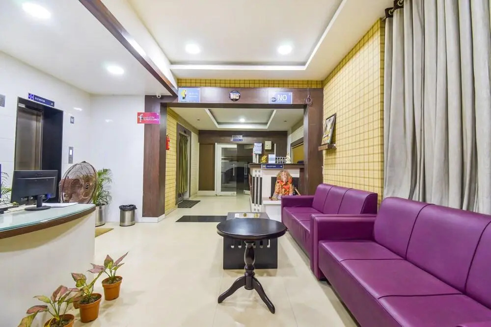 OYO 10153 Hotel Paradise Convention