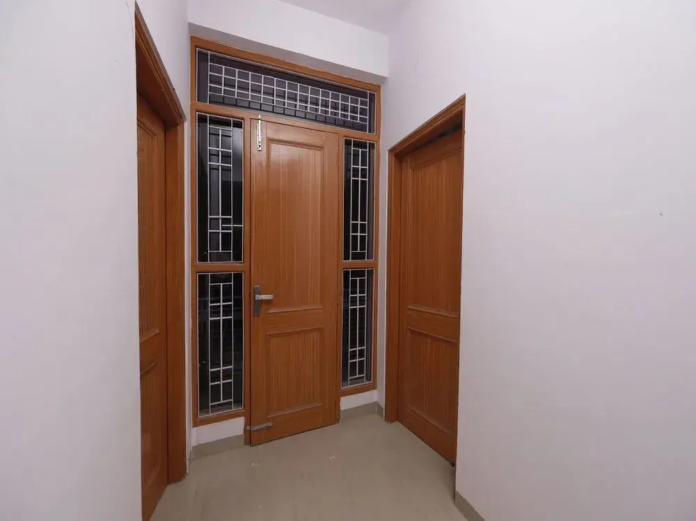 OYO 12695 Home Cosy 5BHK Himuda Sanjauli