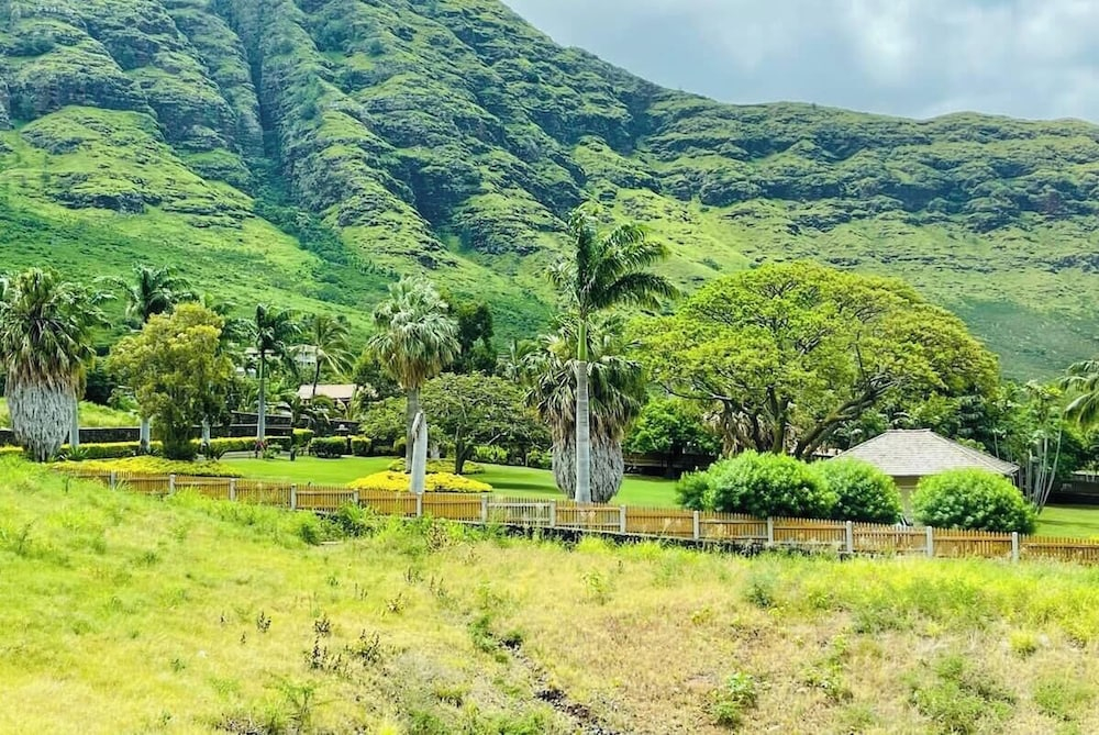 @ML Ocean View, Golf, Gazebo and Bbq, we Have All!