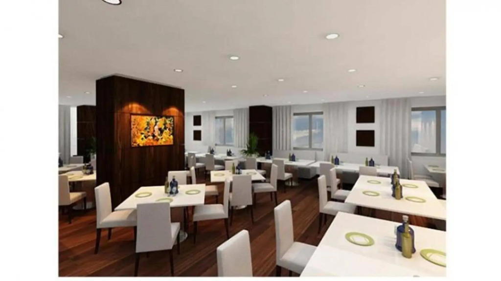 Royal Gate Hotel