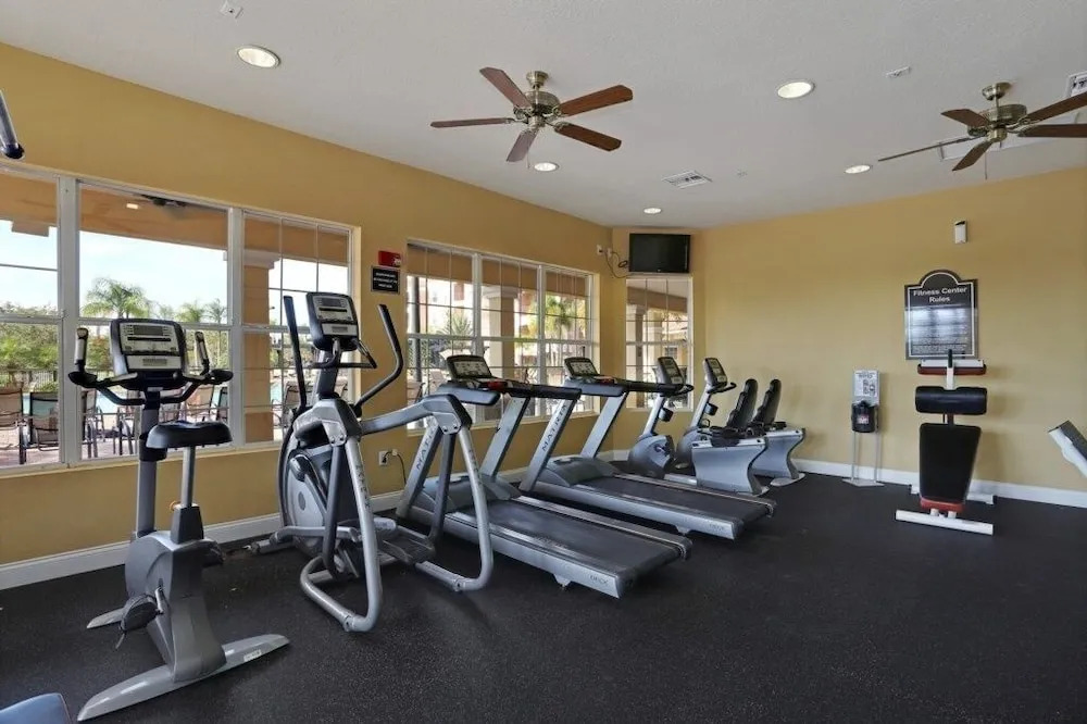 NEW 3 Bedroom Townhome [cdc Compliant] l 4008 Home