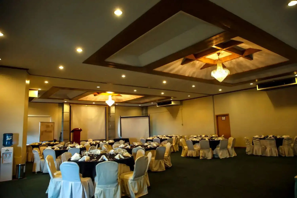 Days Hotel Tagaytay