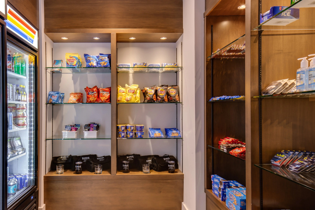 Staybridge Suites - Iowa City - Coralville by IHG
