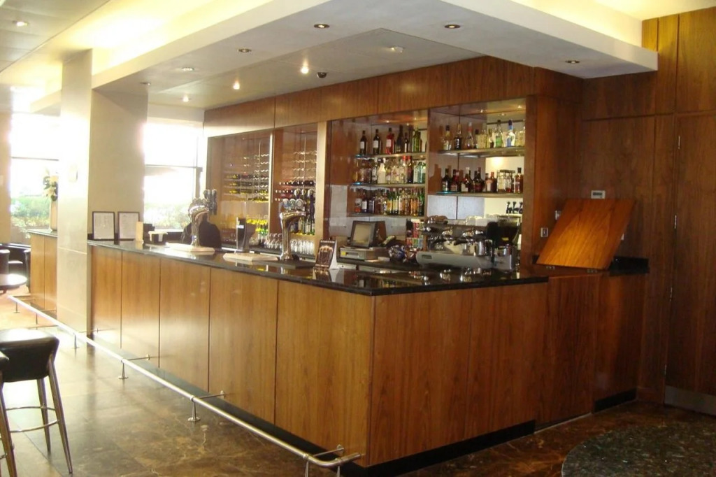 Central Park Hotel