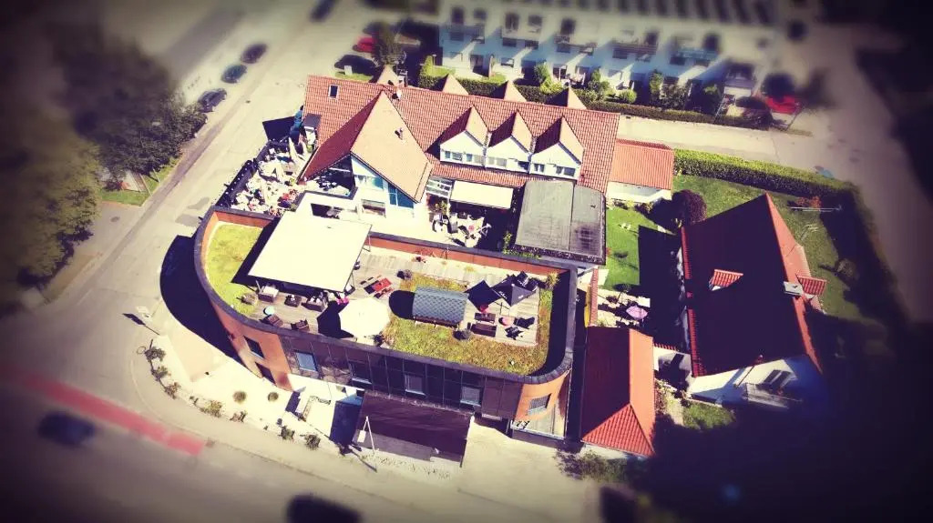 Melbos Home