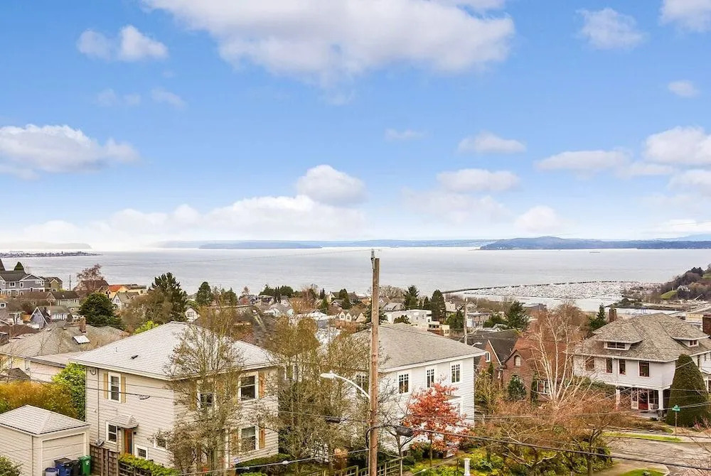 Corner Unit with Panoramic Views