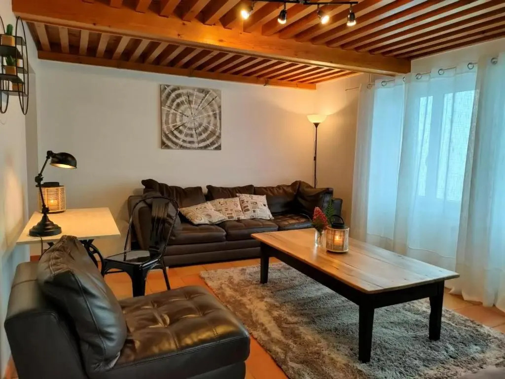 Maison de vacances spacieuse avec jardin et animaux admis - FR-1-496-247