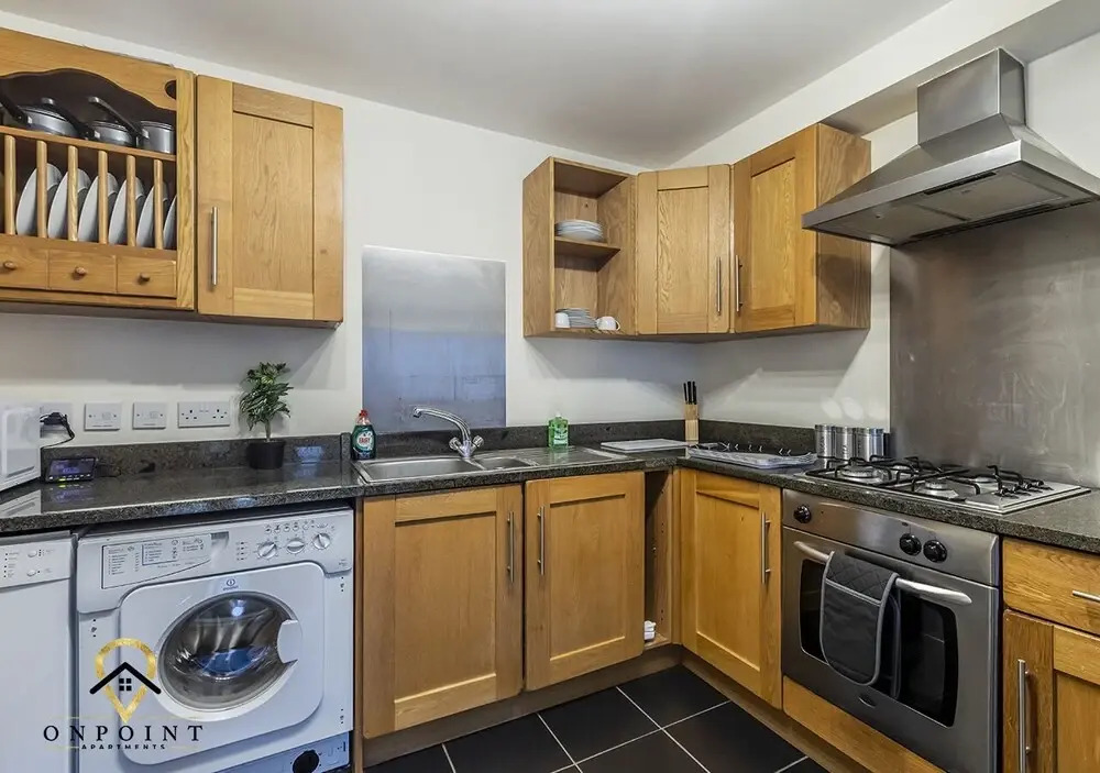 2 Bedroom Apartment in Superb Location
