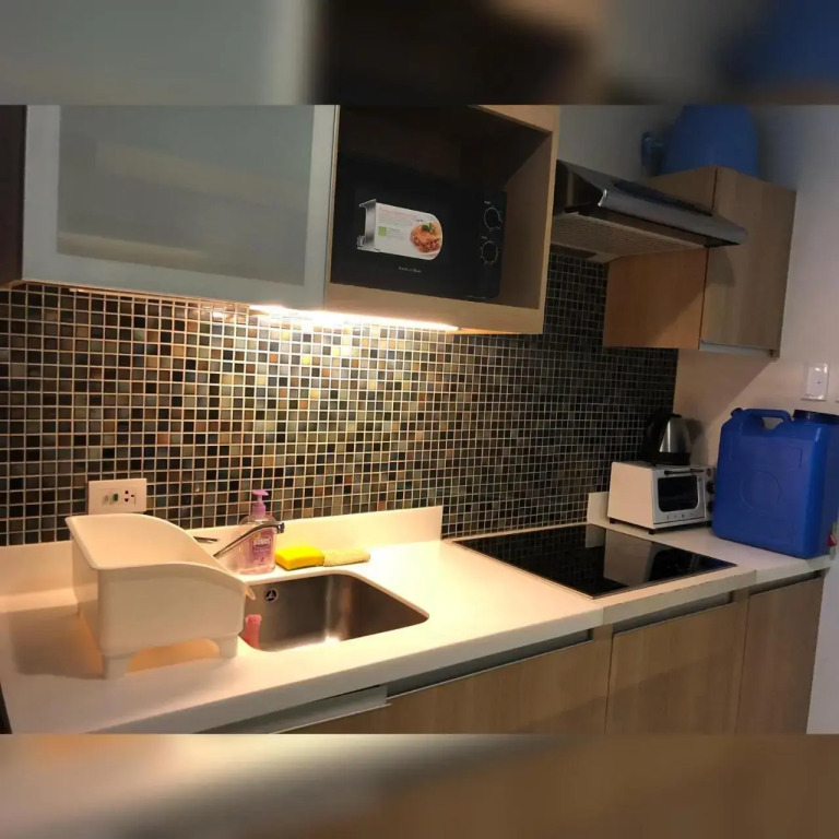 Miranda 504B 1BR at Pico de Loro by Raquels Place