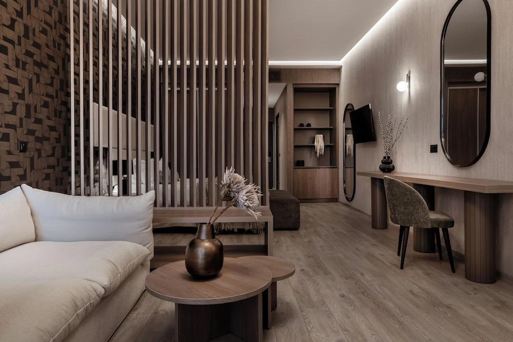 Elegance Luxury Executive Suites