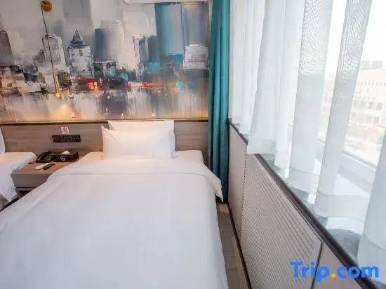 Rest Yizhi Hotel (Shijiazhuang North Station Heping West Road)