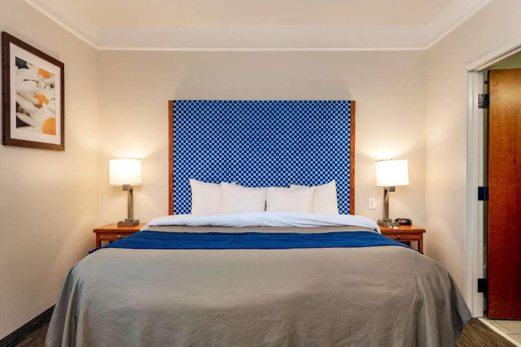 Spark by Hilton Savannah Airport