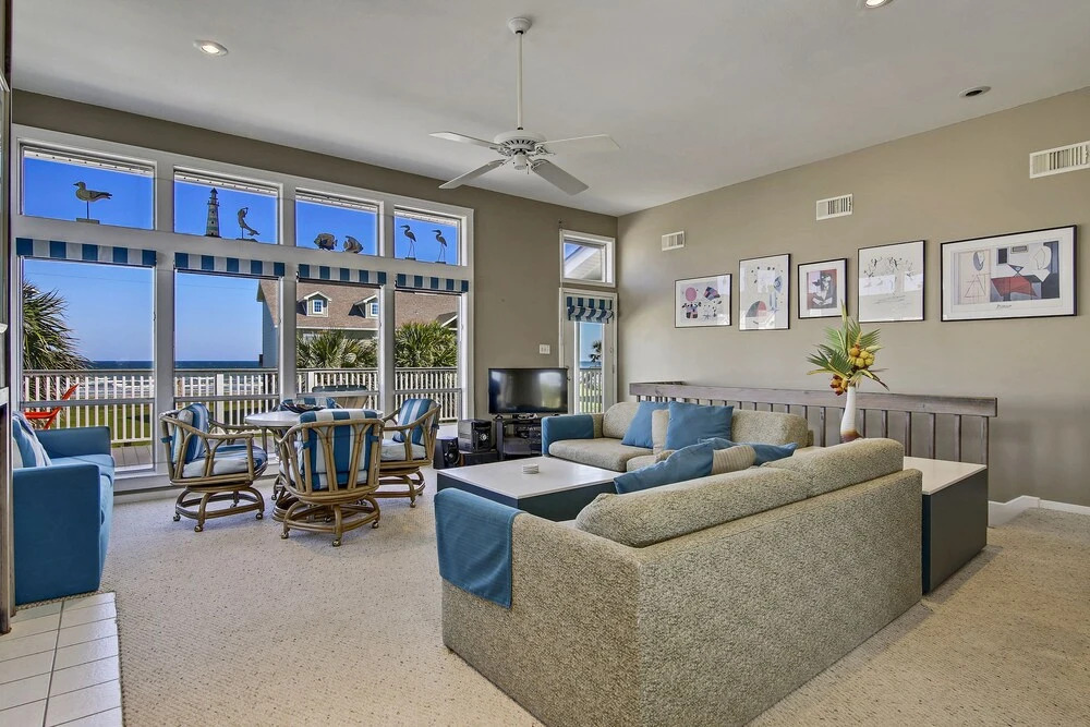Indian Summer 3 Bedrooms 2 Bathrooms Home