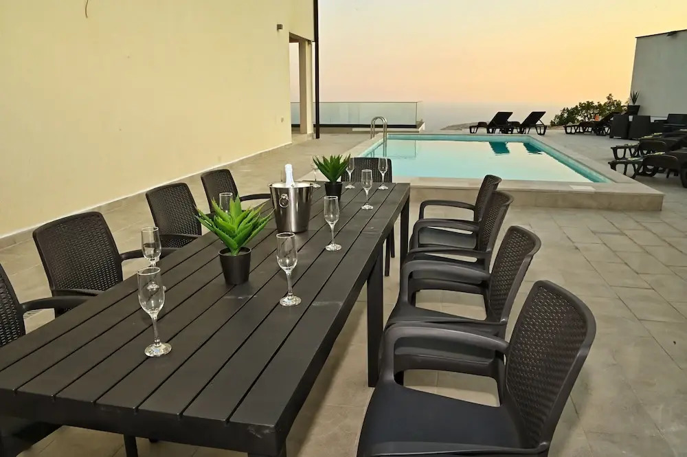 Villa Panorama - Private heated pool and jacuzzi with ocean view