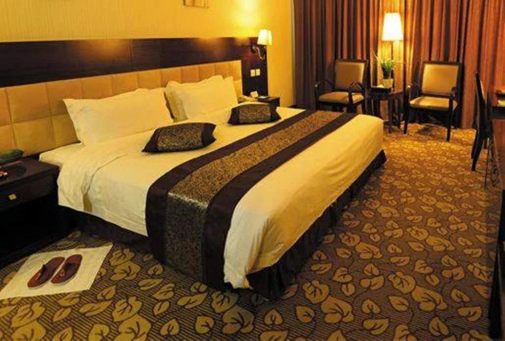Golden Palace Hotel