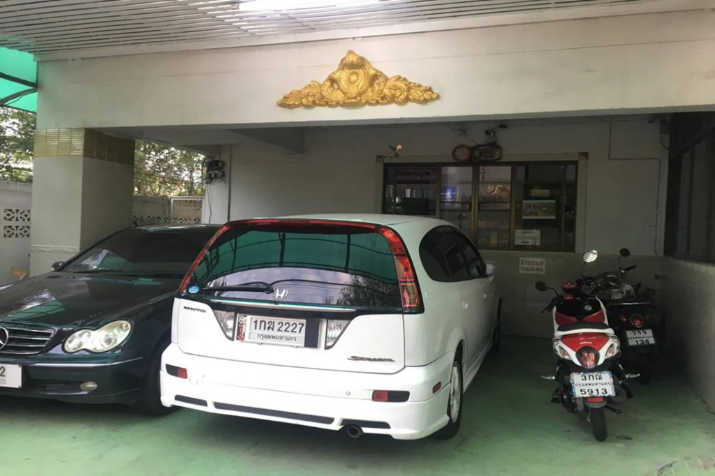 Gedkanok Apartment