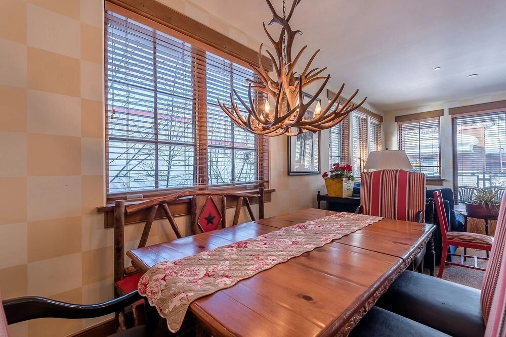 Westridge #27 - 3 Br Condo