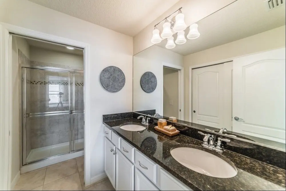 Windsor at Westside 2006 - Five Bedroom Townhome with Private Pool