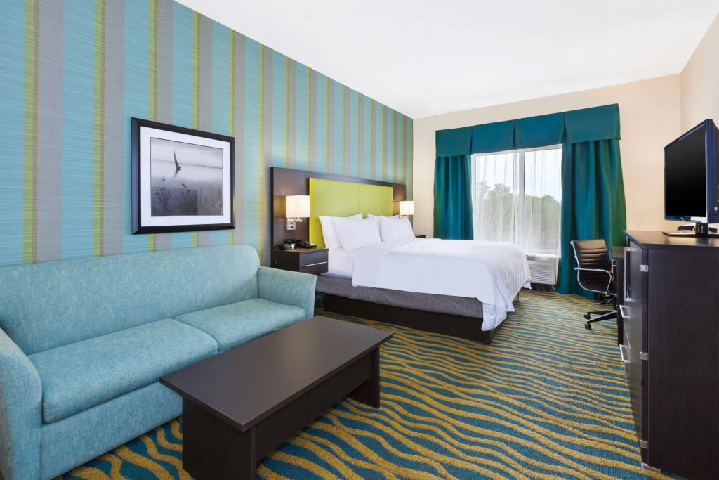 Holiday Inn Express & Suites Southport - Oak Island Area by IHG