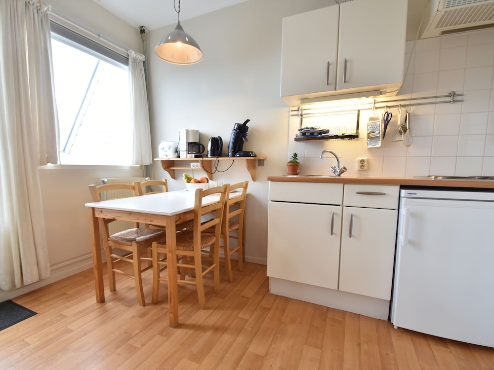 Family Apartment on Large Estate in Bergen aan Zee near Dunes & Beach