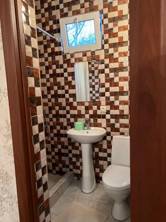 Gostevoj dom, generala Dbar 11