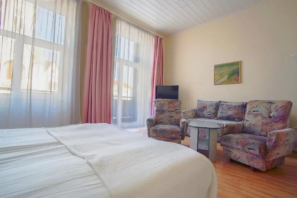 Hotel Kapos