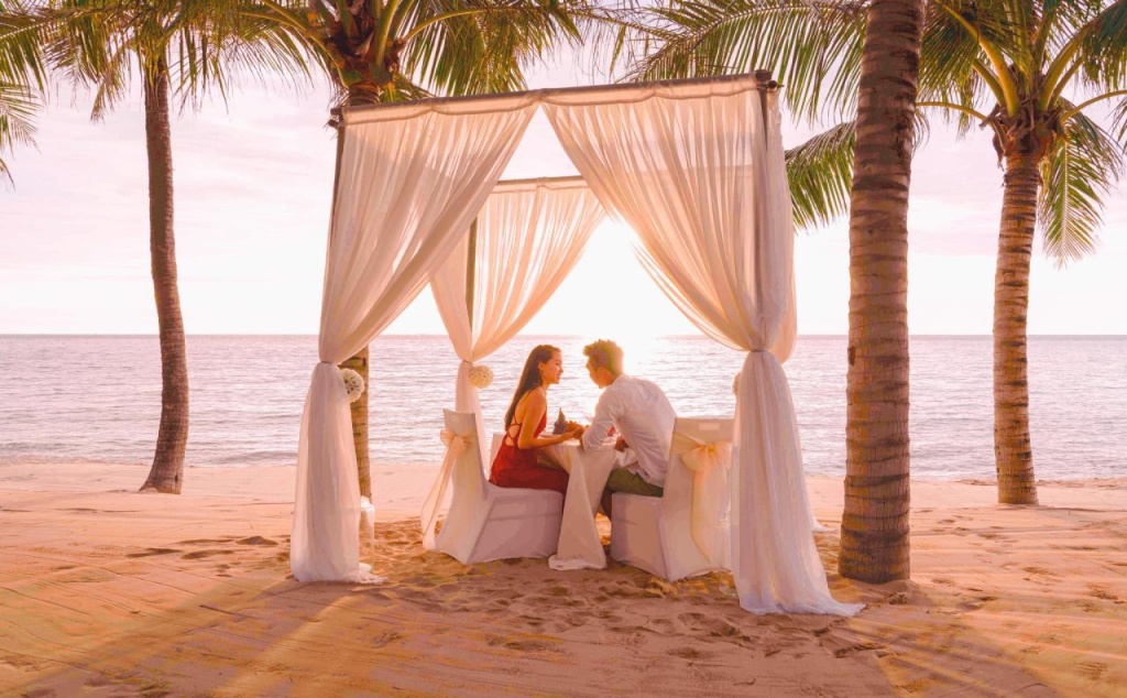 Salinda Resort Phu Quoc - Sparkling Wine Breakfast