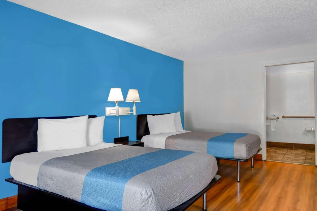 Motel 6 Atlanta GA