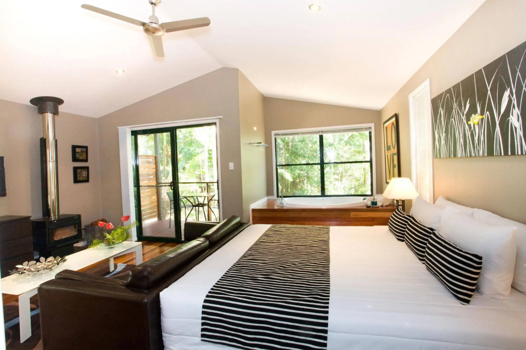 Amore On Buderim Rainforest Cabins