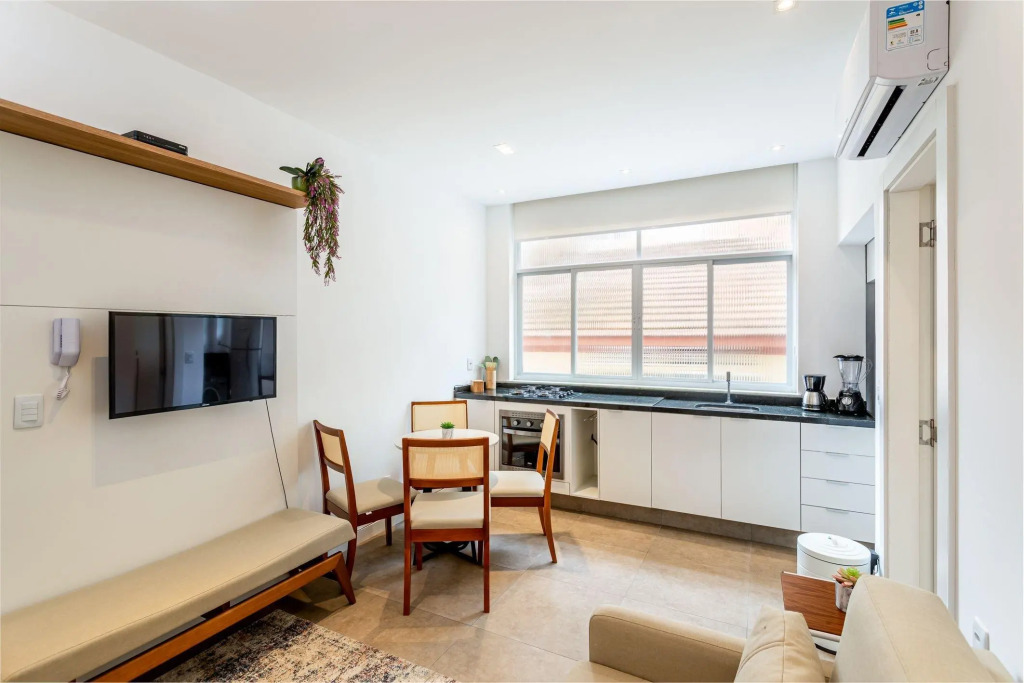 Decorado Quarto E Sala Em Copacabana | Mfb 76/302