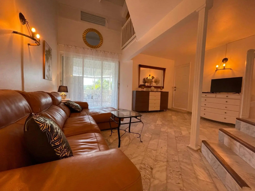 5 min Orient Bay, spacious condo - Idolem résidence unité 1 - 57 rue du Mont Vernon 1