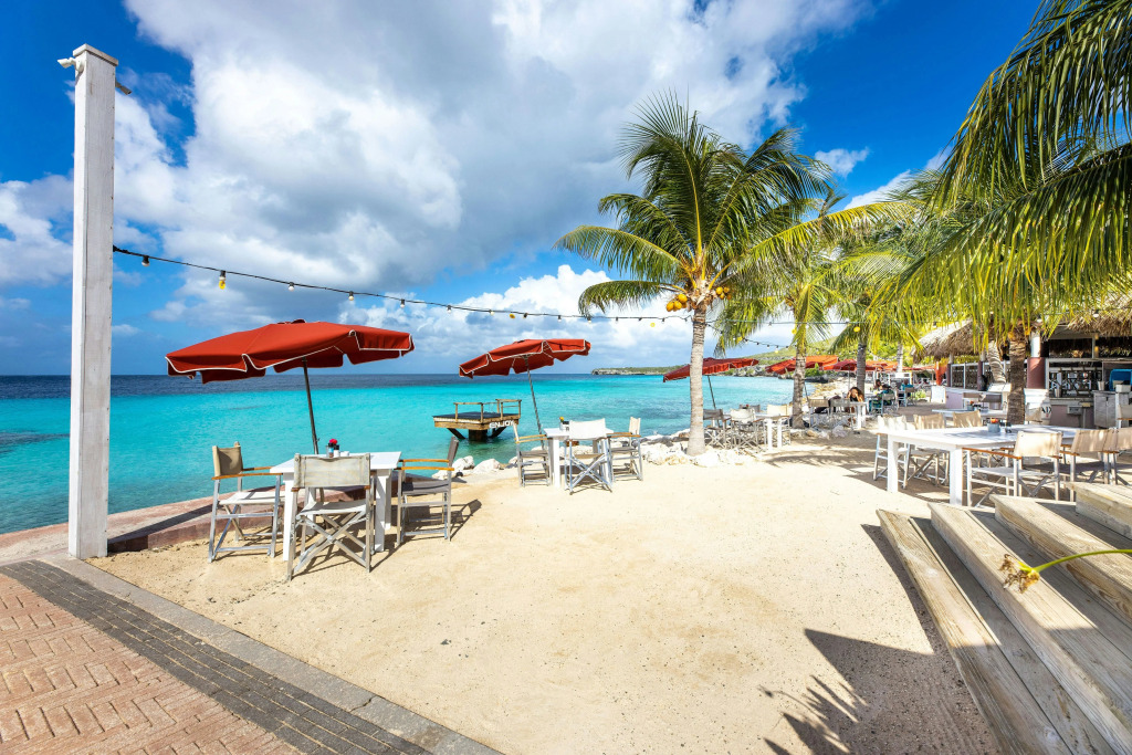 Coral Estate Luxury Resort