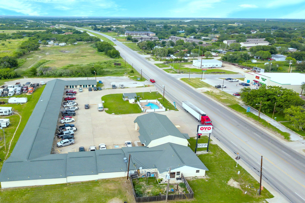 Three Rivers Executive Inn & Suites By OYO