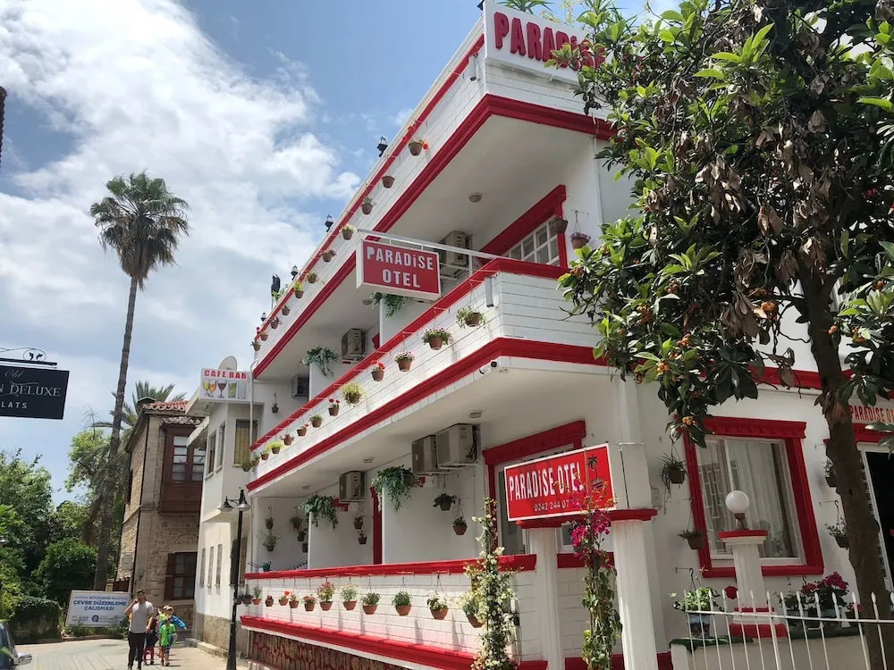 Paradise Hotel