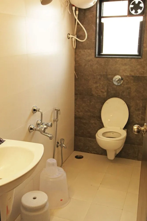 Saburi Service Apartments