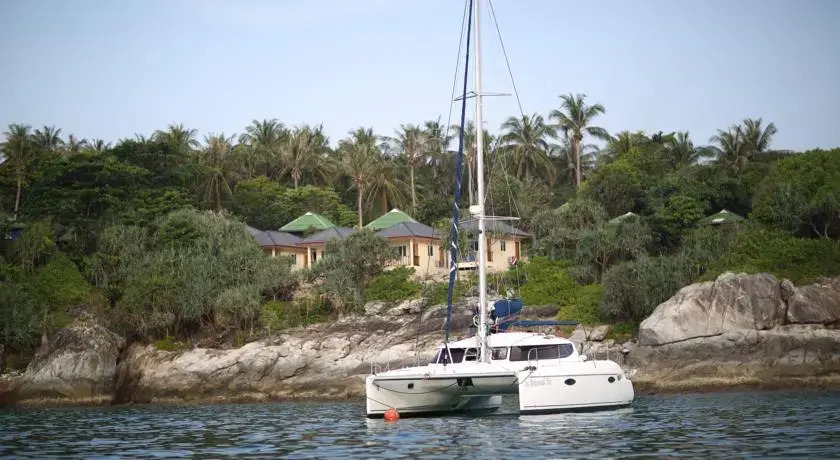 Yacht Charter Mariell Cat