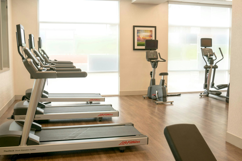 Holiday Inn Express & Suites - Brandon by IHG