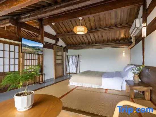 Shaxi Wangxi B&B
